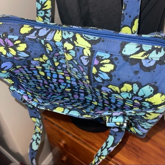 Vera Bradley Caroline Handbag Indigo Pop - Picture 2 of 6